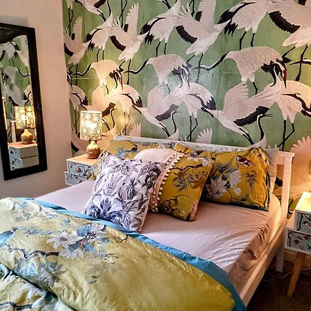 4 Bedroom Period Townhouse In The Heart Of Hebden Hebden Bridge Exterior foto